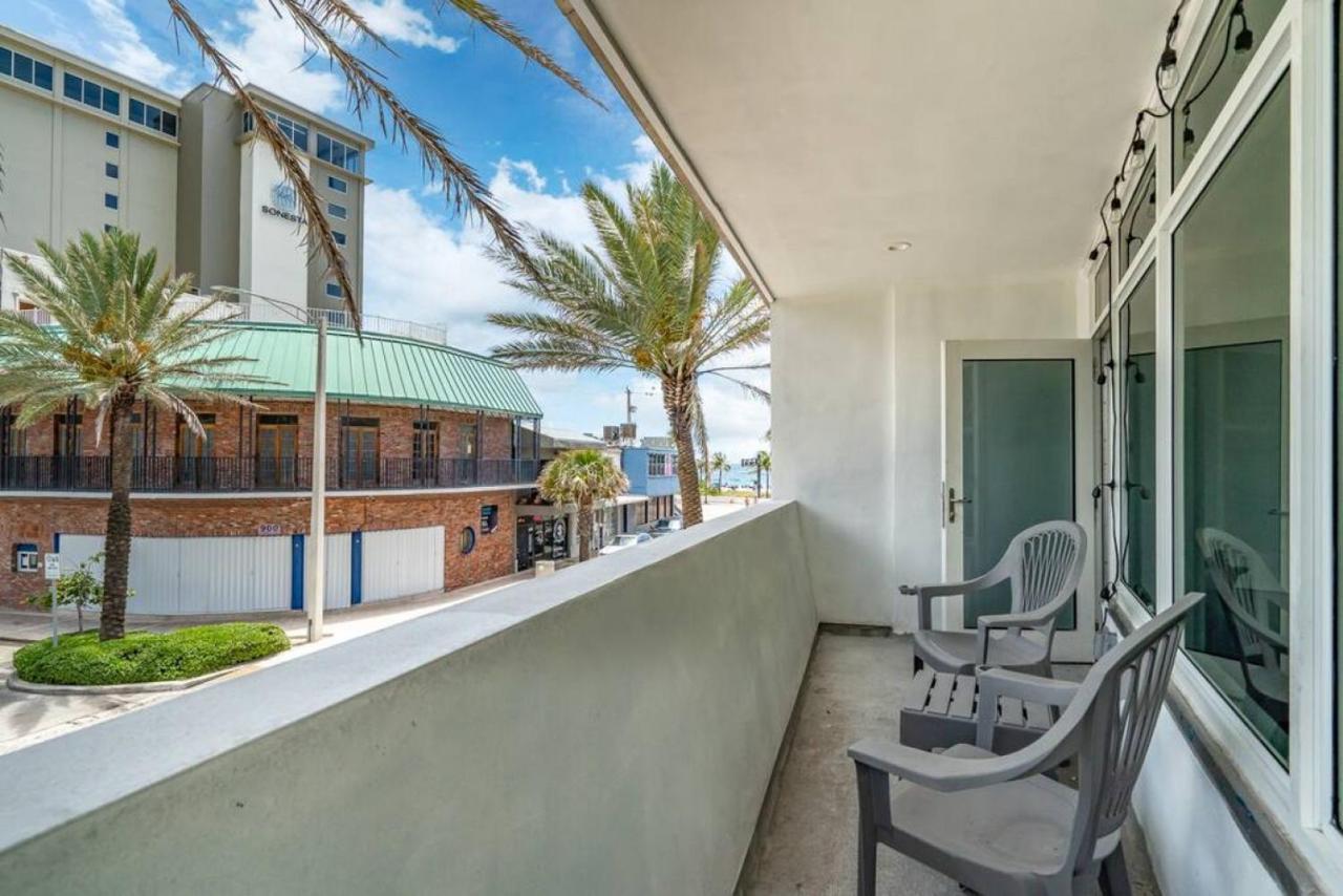 The Purple Pelican Beachfront With Ocean Balcony Unit 1 Fort Lauderdale Exterior photo