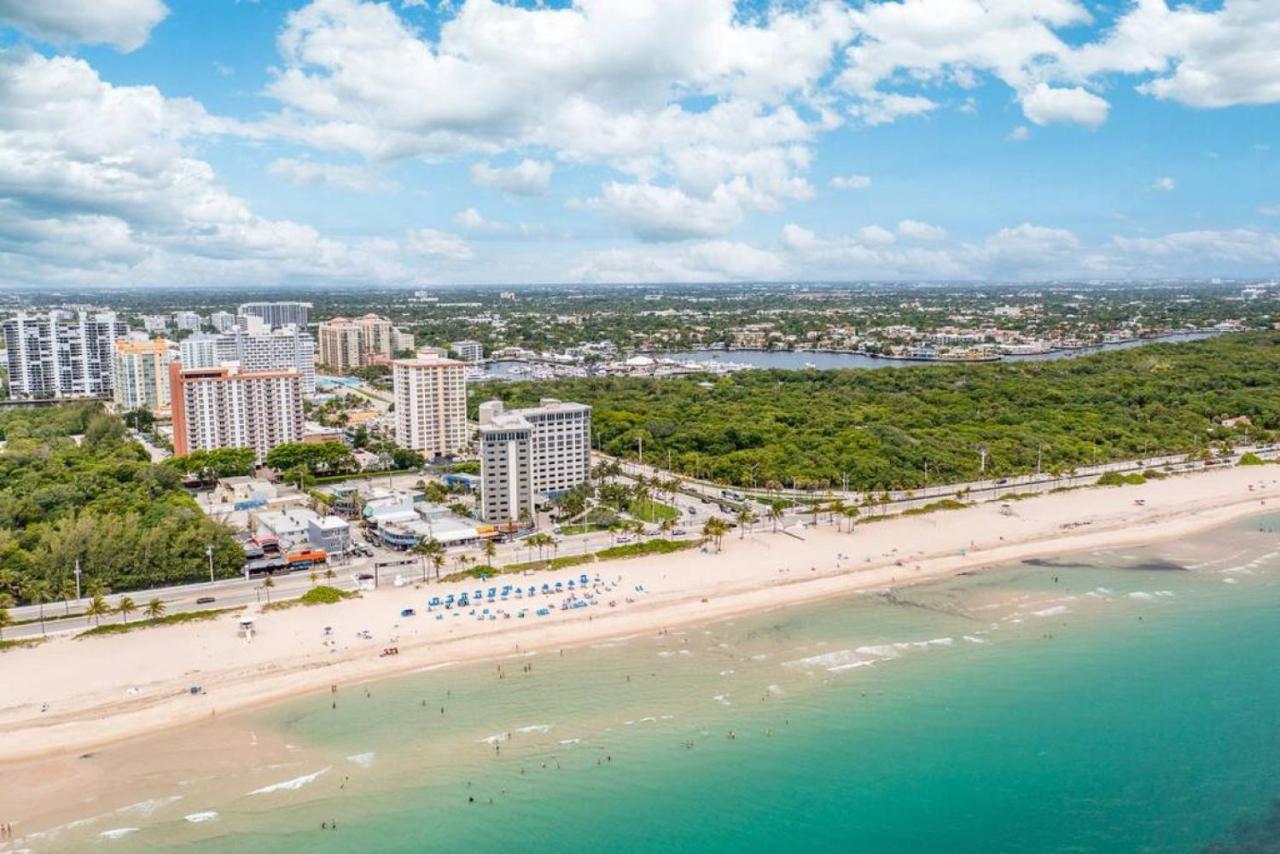 The Purple Pelican Beachfront With Ocean Balcony Unit 1 Fort Lauderdale Exterior photo