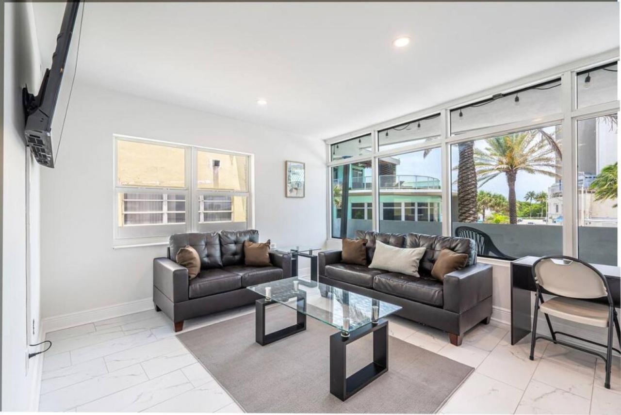 The Purple Pelican Beachfront With Ocean Balcony Unit 1 Fort Lauderdale Exterior photo