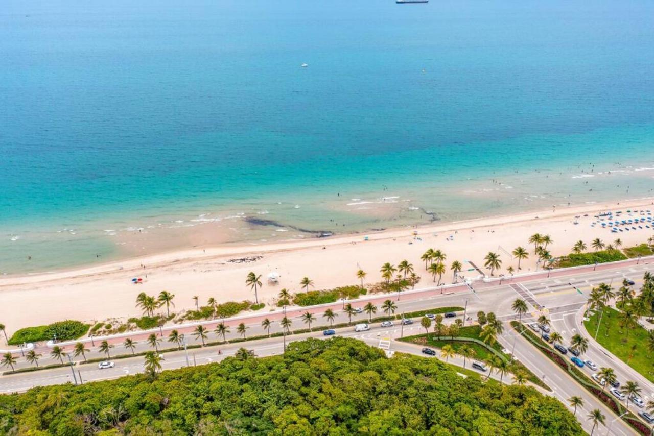 The Purple Pelican Beachfront With Ocean Balcony Unit 1 Fort Lauderdale Exterior photo